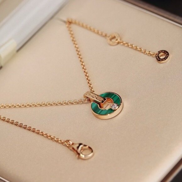 🎁 BVLGARI Malachite Necklace - Perfect Luxury Gift 🎁